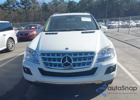 2011 Mercedes-Benz Ml 350 z USA, uszkodzony, nr VIN 4JGBB5GB3BA635598